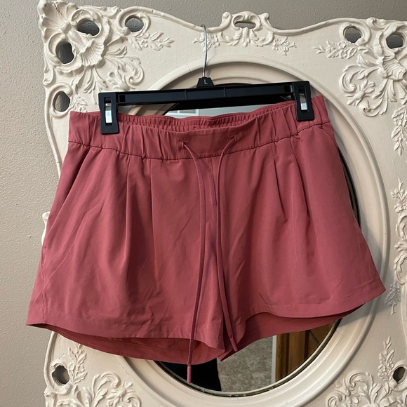 lululemon stroll at sundown